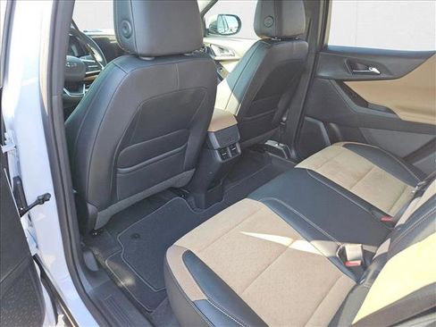 New 2026 Chevrolet Equinox ACTIV w/ Safety and Technology Package AWD/4WD image 11