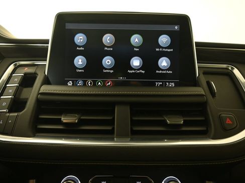 Used 2021 GMC Yukon SLT w/ SLT Luxury Plus Package AWD/4WD image 28
