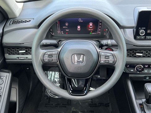 Used 2025 Honda Accord SE image 23