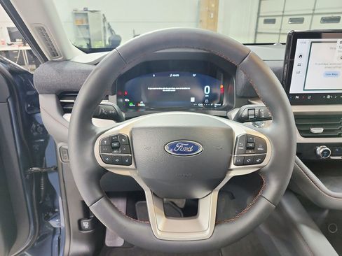 New 2026 Ford Explorer Active w/ Active Comfort Package RWD image 22