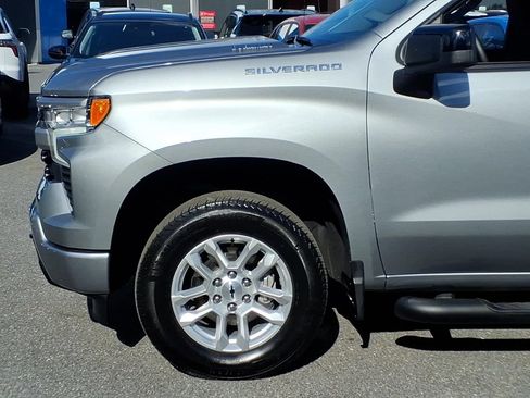 Certified 2025 Chevrolet Silverado 1500 RST AWD/4WD image 6