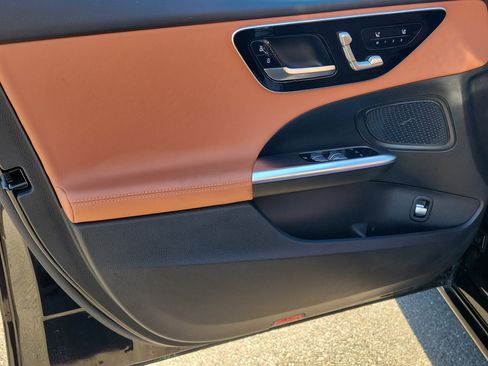 Used 2023 Mercedes-Benz C 300 C 300 image 16