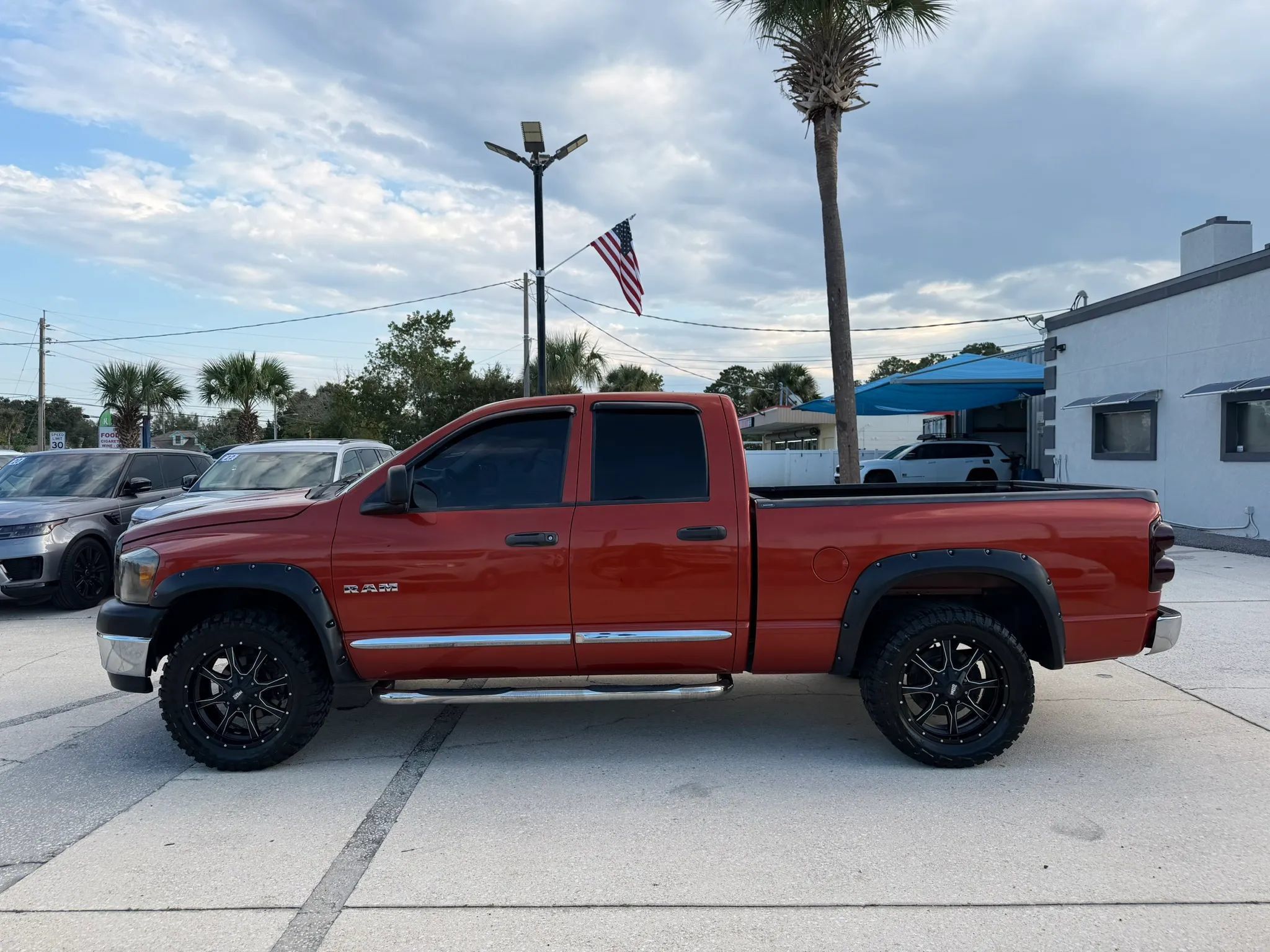 Used 2008 Dodge Ram 1500 Truck SLT w/ Trailer Tow Group RWD image 2