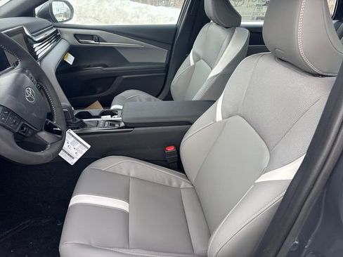 New 2026 Toyota Camry SE image 10