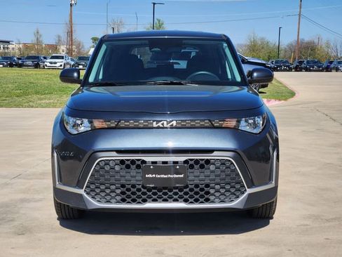 Certified 2025 Kia Soul LX image 2