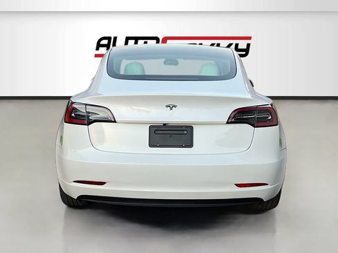 Used 2023 Tesla Model 3 Standard Range RWD image 6