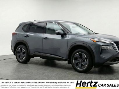 Used 2025 Nissan Rogue SV