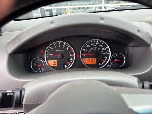 Used 2013 Nissan Frontier SL w/ Moonroof Pkg image 8