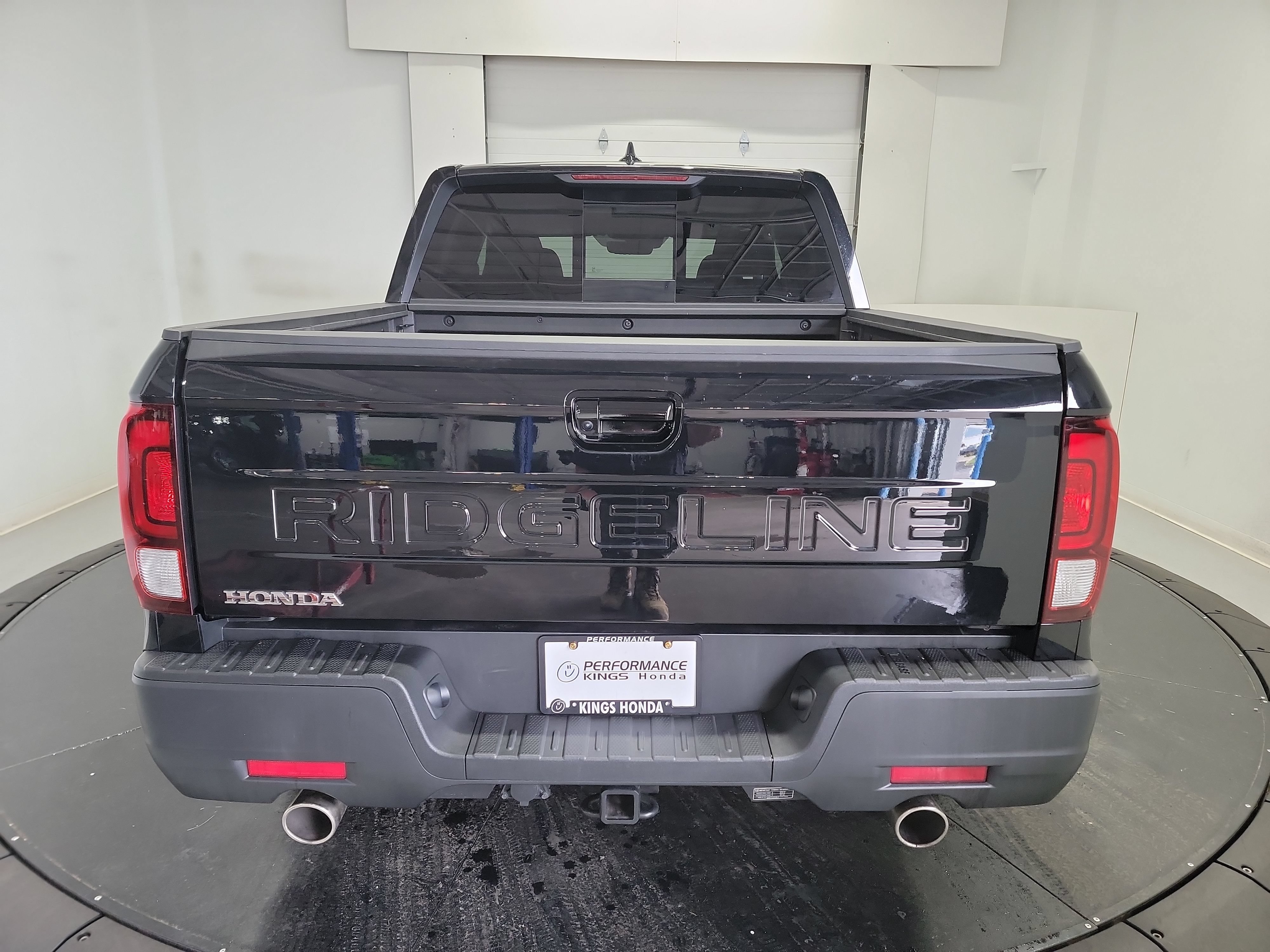Used 2025 Honda Ridgeline RTL image 8