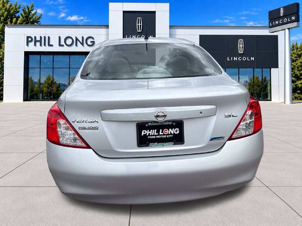 Used 2012 Nissan Versa FWD image 7