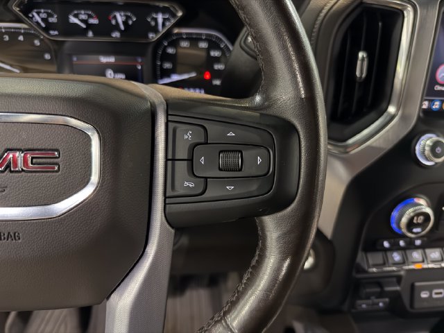 Used 2021 GMC Sierra 1500 SLT w/ SLT Convenience Package AWD/4WD image 18