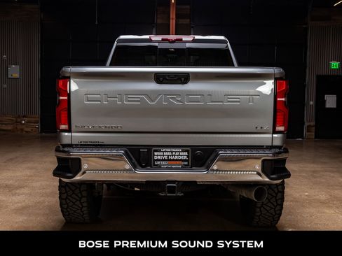 Used 2025 Chevrolet Silverado 2500 LTZ w/ LTZ Premium Package image 8