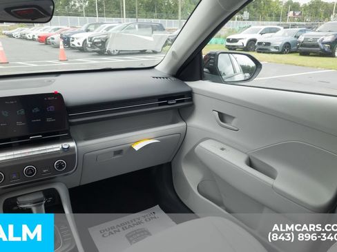 Used 2026 Hyundai Kona SE FWD image 18