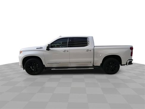 Used 2023 Chevrolet Silverado 1500 High Country w/ Technology Package image 5