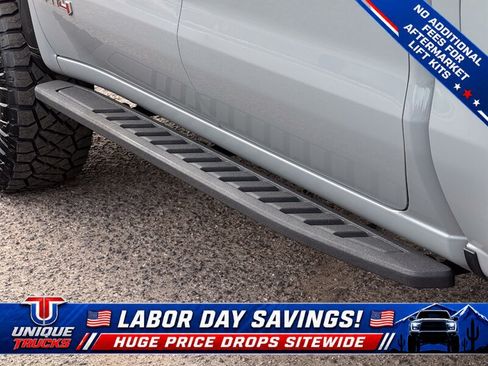 Used 2024 GMC Sierra 1500 AT4 w/ Technology Package AWD/4WD image 13