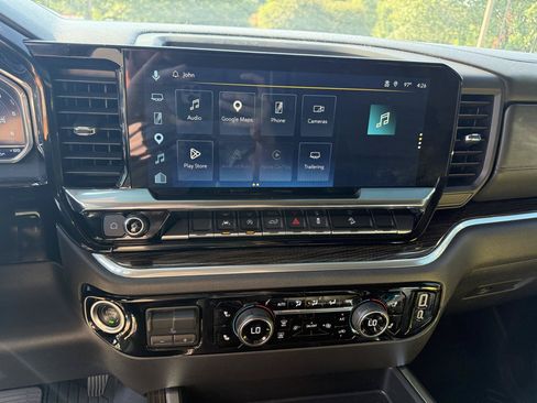 Used 2025 Chevrolet Silverado 1500 LT Trail Boss w/ Convenience Package II AWD/4WD image 22