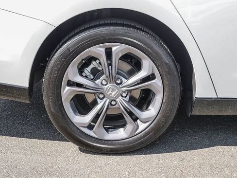 Used 2024 Honda Accord EX-L image 9