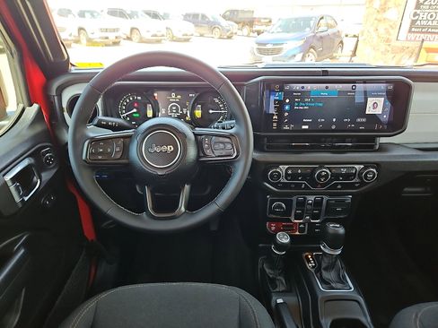 Used 2025 Jeep Wrangler Unlimited Sport S 4xe AWD/4WD image 8