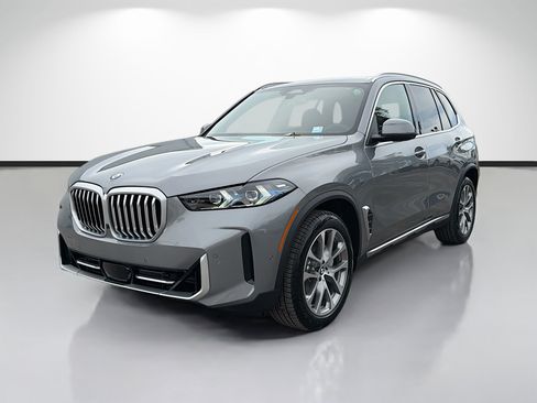 New 2026 BMW X5 xDrive40i w/ Premium Package AWD/4WD image 7