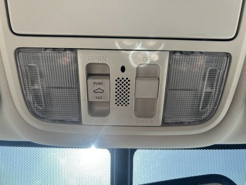 Used 2016 Honda CR-V EX-L image 18
