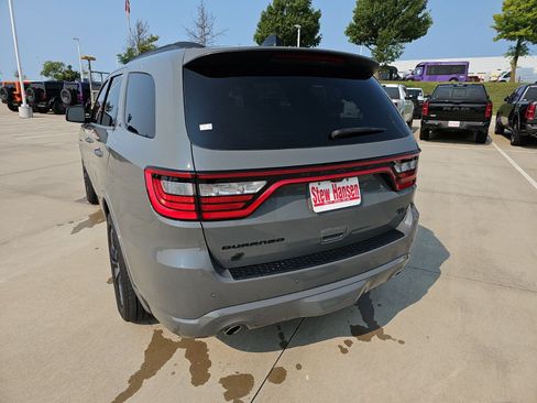 Used 2024 Dodge Durango R/T AWD/4WD image 3