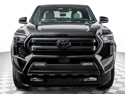 Used 2024 Toyota Tacoma SR5 RWD image 9