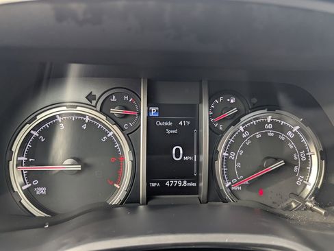 Used 2024 Toyota 4Runner TRD Off-Road Premium w/ Moonroof Package image 30