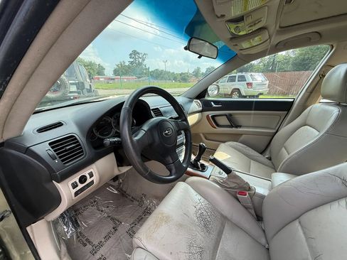 Used 2005 Subaru Outback 2.5i Limited AWD/4WD image 7