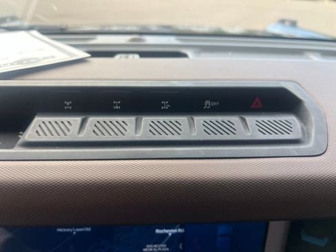 Used 2023 Ford Bronco Outer Banks w/ Sasquatch Package AWD/4WD image 25
