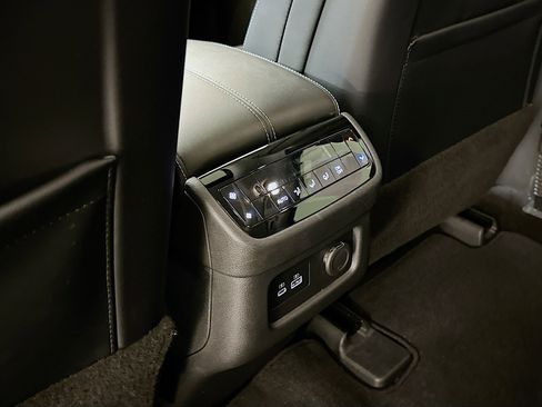 Used 2023 INFINITI QX60 Luxe AWD/4WD image 29