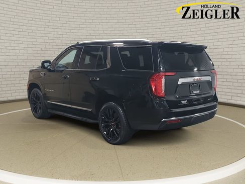 Used 2022 GMC Yukon SLT w/ SLT Luxury Package image 7