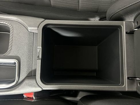 Used 2025 Nissan Sentra SV w/ All-Weather Package FWD image 19