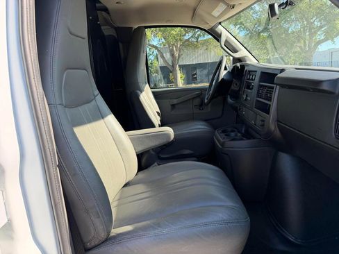Used 2025 Chevrolet Express 2500 w/ Driver Convenience Package RWD image 13