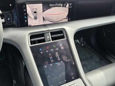 Certified 2025 Porsche Taycan image 13