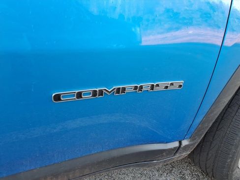 Used 2024 Jeep Compass Sport image 9