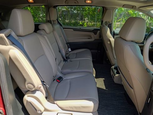 Used 2023 Honda Odyssey EX-L image 31