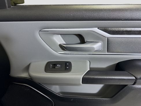 Used 2019 RAM 1500 Big Horn image 31