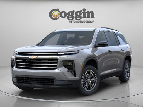 New 2026 Chevrolet Traverse LT image 8
