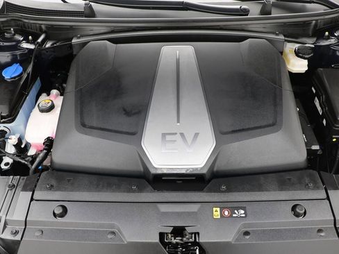 Used 2024 Kia EV6 Light image 30