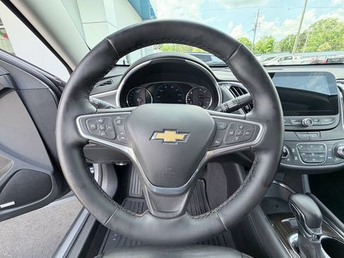 Used 2023 Chevrolet Malibu LT image 12