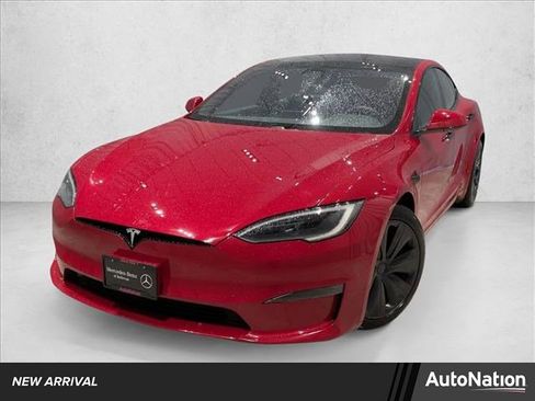 Used 2022 Tesla Model S image 1