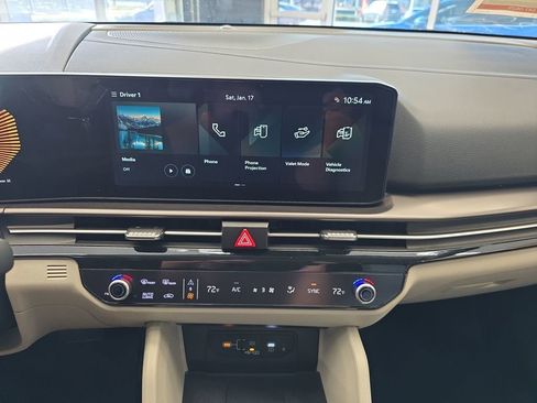 Used 2026 Kia Sportage EX image 24