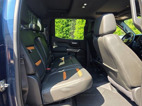 Used 2020 GMC Sierra 1500 AT4 w/ AT4 Premium Package AWD/4WD image 43