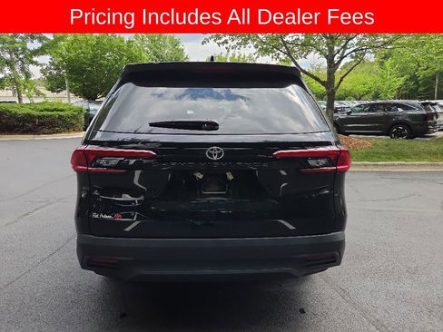 Certified 2025 Toyota Grand Highlander FWD image 10