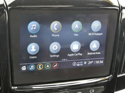 Used 2023 Chevrolet Traverse RS image 40