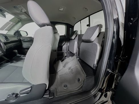 Used 2023 Toyota Tacoma SR w/ SR Convenience Package image 29