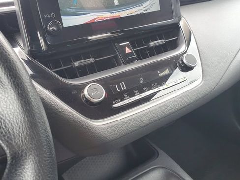 Certified 2025 Toyota Corolla LE FWD image 26