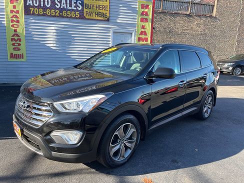 Used 2014 Hyundai Santa Fe GLS image 2