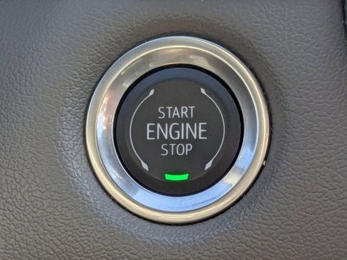 Used 2024 Chevrolet Colorado ZR2 w/ Technology Package image 28