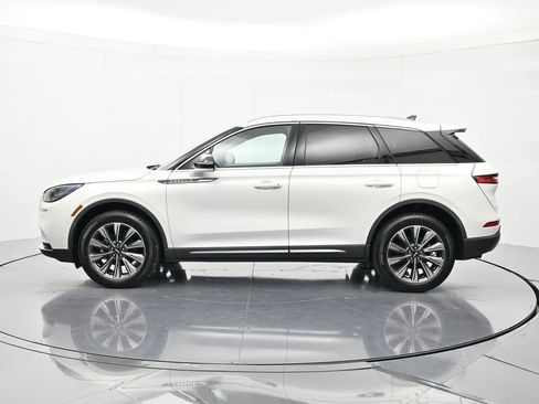 Used 2022 Lincoln Corsair Reserve w/ Elements Package FWD image 8